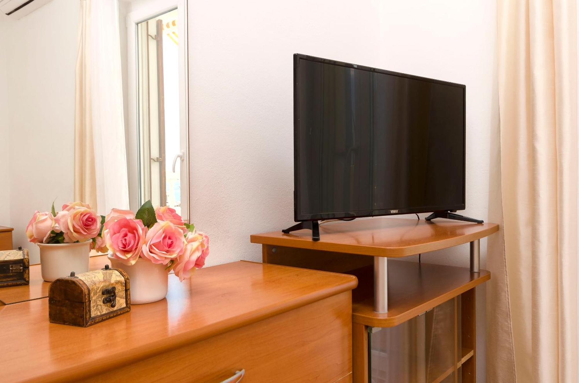Apartment And Rooms Artina Vodice Ngoại thất bức ảnh