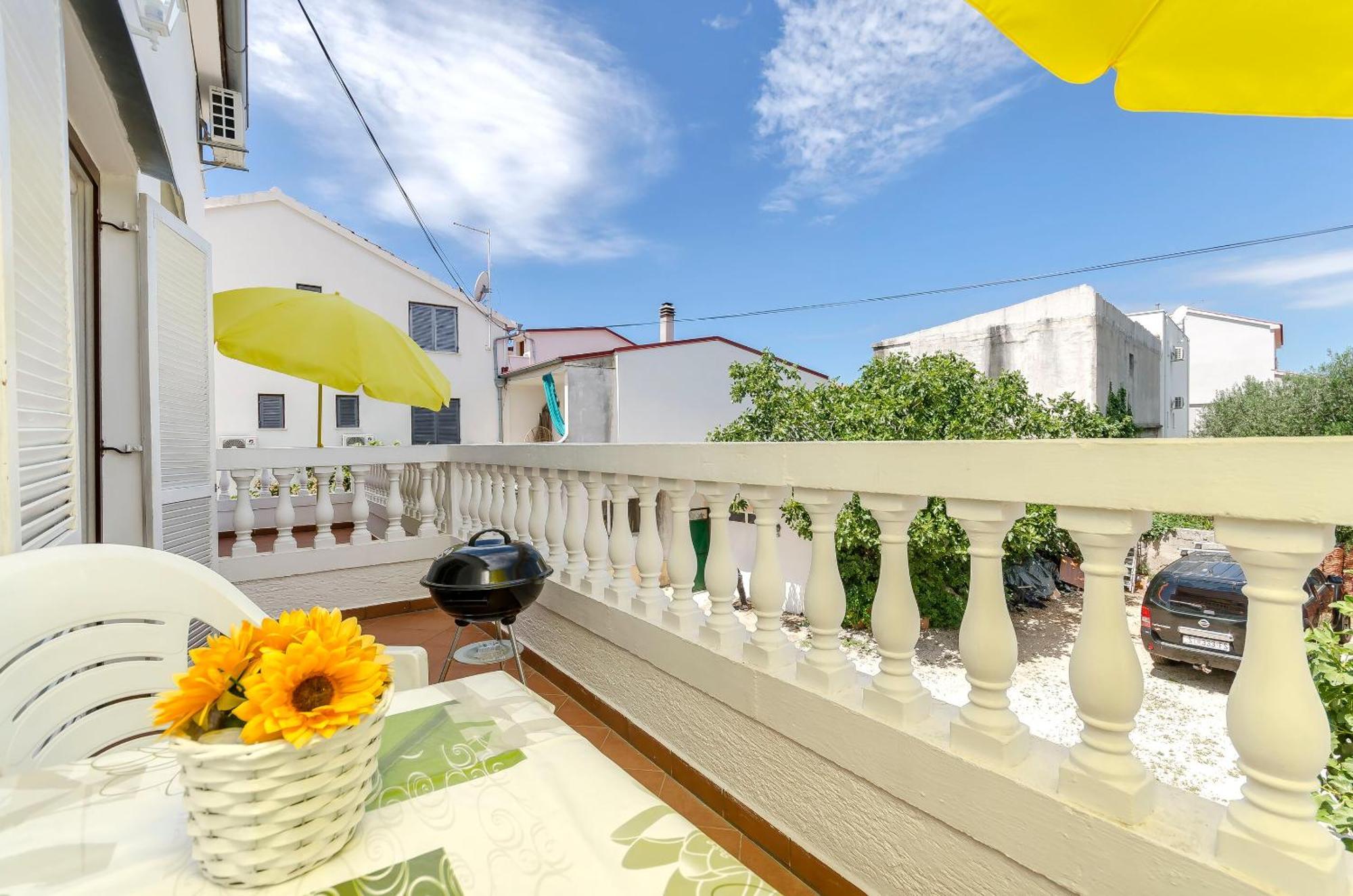 Apartment And Rooms Artina Vodice Ngoại thất bức ảnh