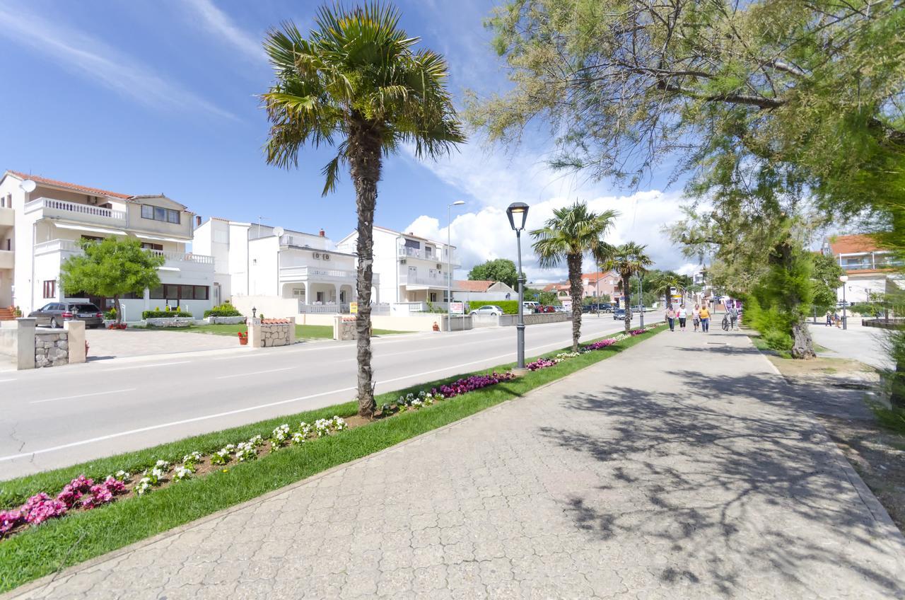 Apartment And Rooms Artina Vodice Ngoại thất bức ảnh