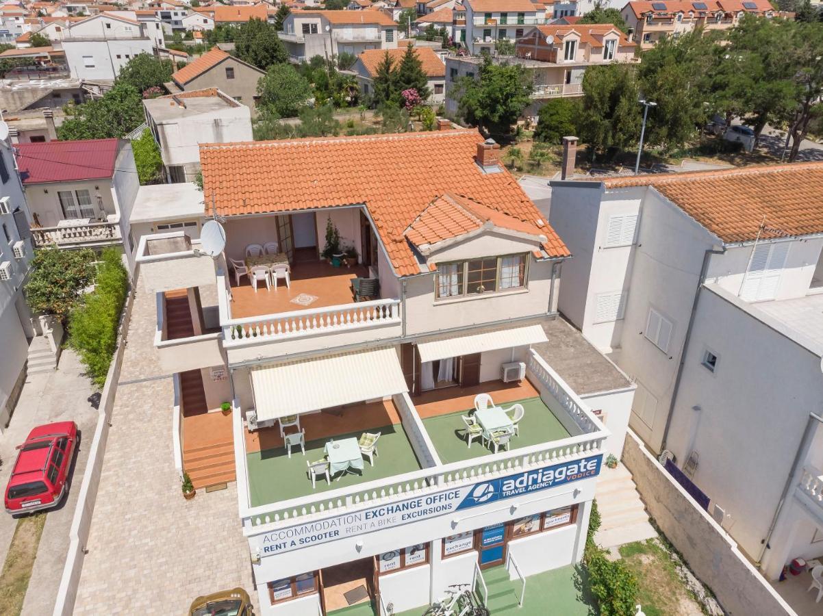 Apartment And Rooms Artina Vodice Ngoại thất bức ảnh